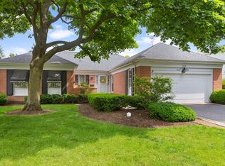 1408 Royal Oak Ln, Glenview, IL 60025