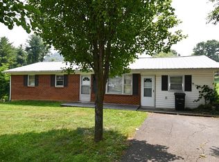 40 Ledge Dr, Lebanon, VA 24266
