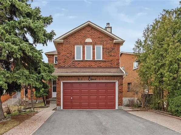 3282 Aubrey Rd, Mississauga, ON L5L 5C7