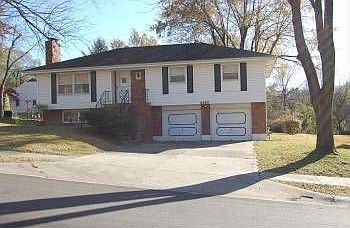 1st image of 6107 E 109th Ter