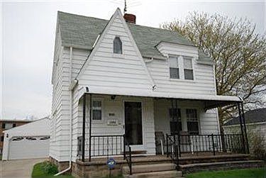 1st image of 1352 Nichols St