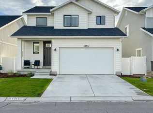 12731 S Quail Lake Dr, Riverton, UT 84096