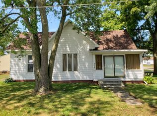 708 E Wilson St, Tuscola, IL