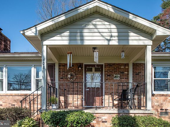 5th image of 408 Tulip Ct