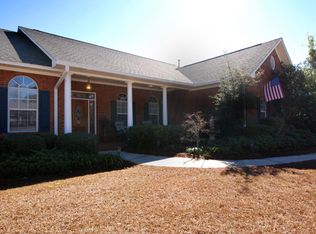 449 Meadow Ridge Dr, Tallahassee, FL 32312