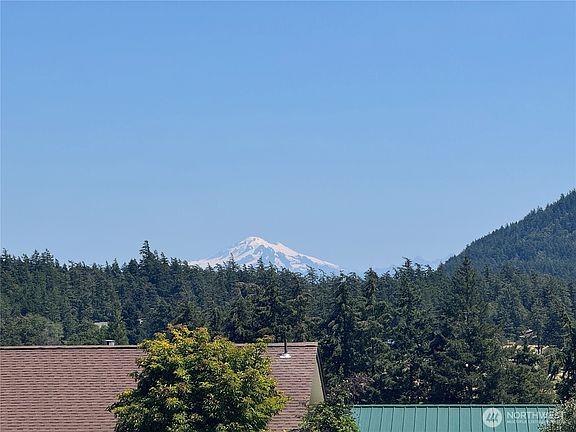 4th image of 41 Mountain View