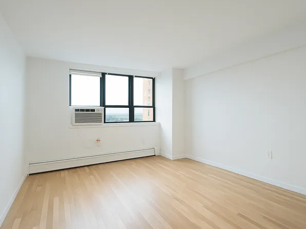 301 West 110th Street image 4 of 9