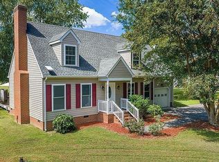 230 Chick Cove Dr, Hardyville, VA 23070