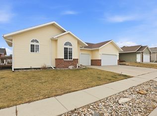 645 Earleen St, Rapid City, SD 57701