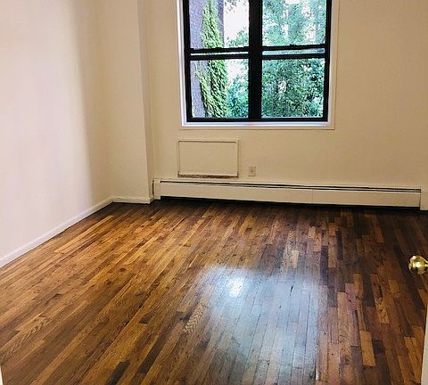 3rd image of 229 E 29th St APT 6N