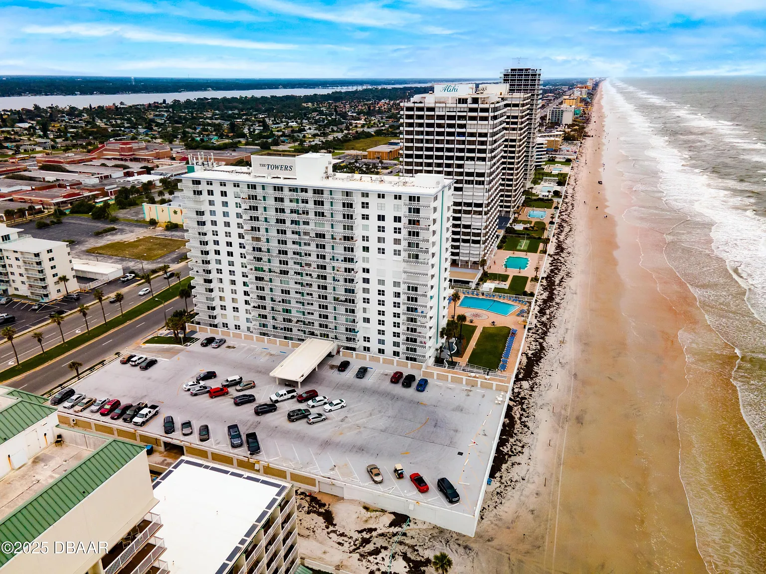 1 bed, 1.0 bath, 665 sqft, $1,950 — Photo 2