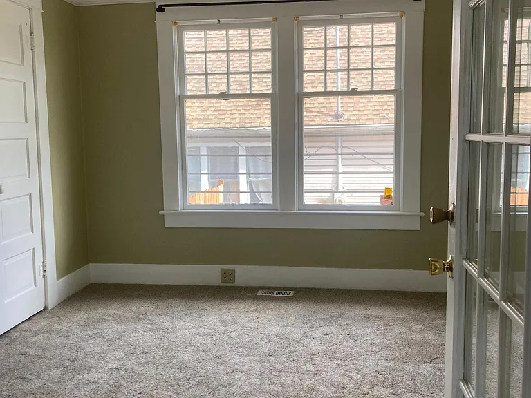 1250 Ferry St SW — Photo 2
