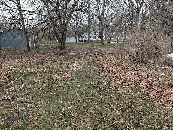 5th image of 1708 Quaker Rd