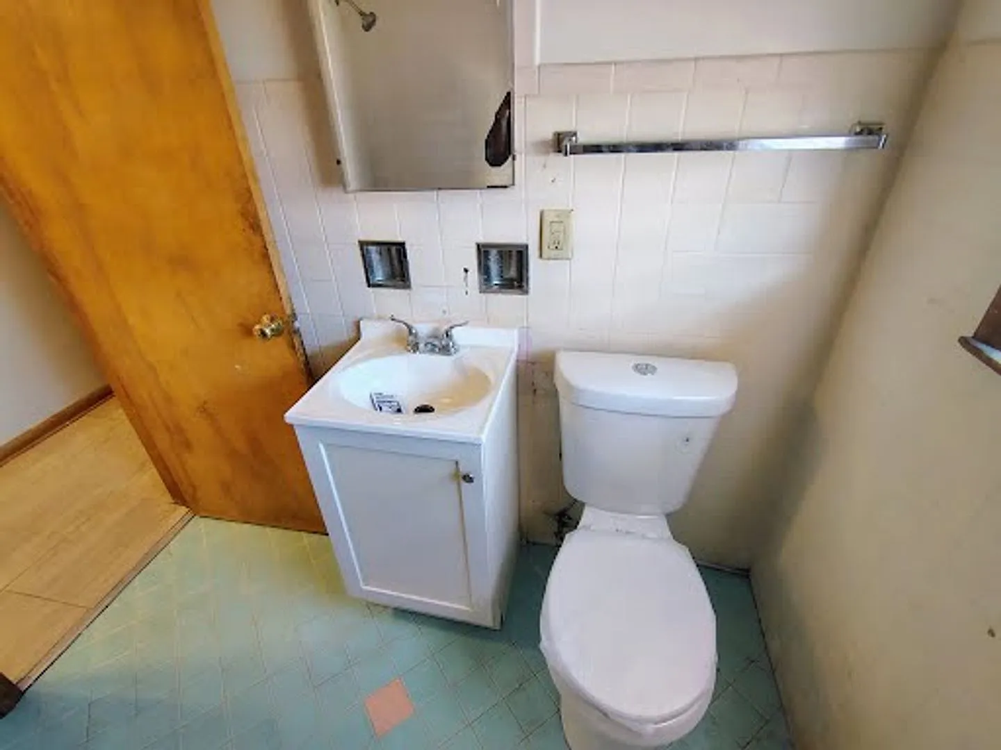 2323-2337 S 5th St./2346-2348 S Chase Ave. - 13 Unit — Photo 4
