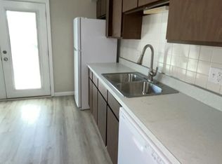 2110 Saratoga Dr APT 1, Springfield, IL 62704