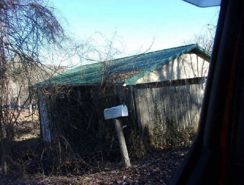 2nd image of 120 Butler Ln