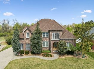 427 Creekview Dr, Murfreesboro, TN 37128