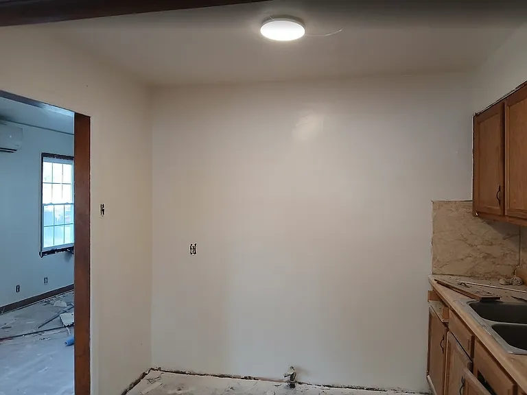 2751 Henley Dr — Photo 6