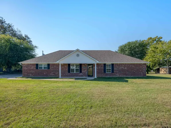 112 Noonday Dr, Chandler, TX 75758