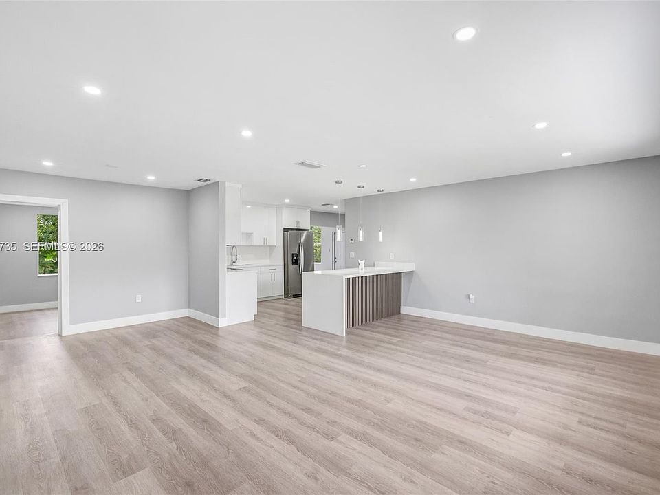 1st image of 6420 NW 26th St