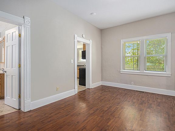 5th image of 422 N Eddy St