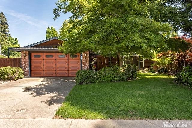 1st image of 7708 Wintergreen Dr