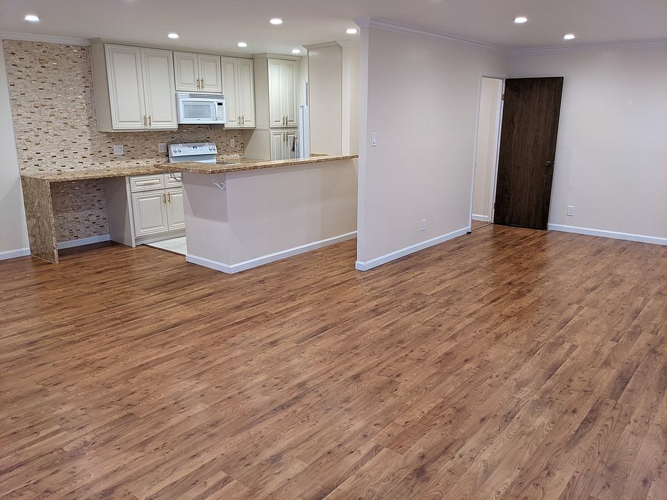 1st image of 207 Boardwalk Ave APT C