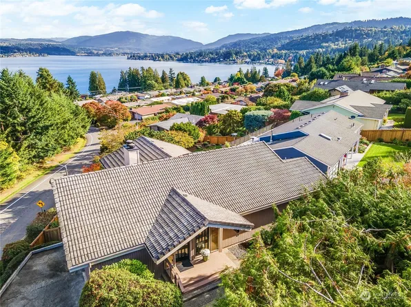 2612 169th Avenue SE, Bellevue, WA 98008