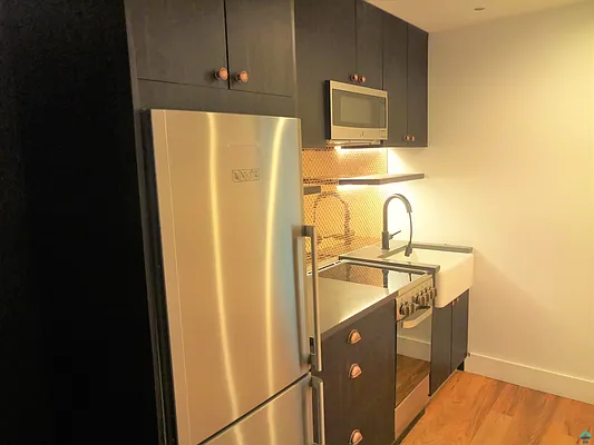 Rented by EXR | media 21