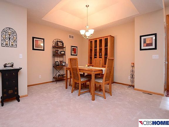 3rd image of 5005 Fountain Dr