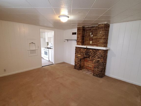 4th image of 319 Swann St