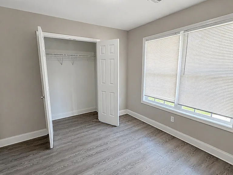 1240 Pinedale Cir NW — Photo 5