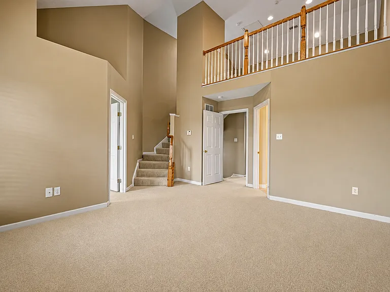 208 Village Pl — Photo 20