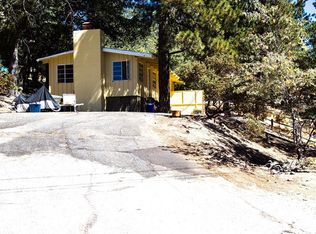 32320 Inadale Ct, Running Springs Area, CA 92382