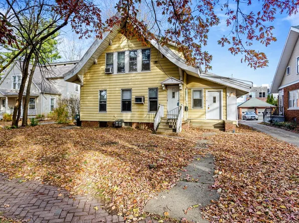 812 W Main St, Urbana, IL