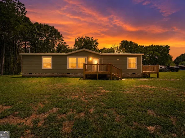 833 Berry Rd, Cedartown, GA 30125