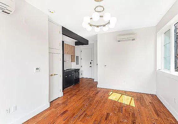 2nd image of 109 Bruckner Blvd #206