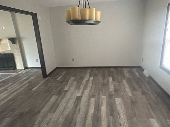 4th image of 2721 S Trenchard Dr