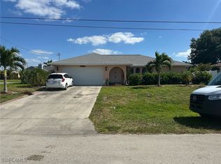 1404 SE 30th Ter, Cape Coral, FL 33904