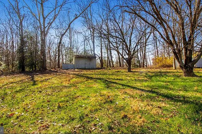 12915 Edelen Rd — Photo 23