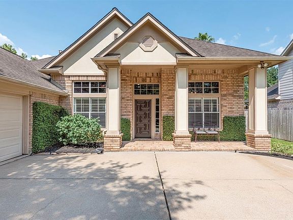 3rd image of 23106 Enchanted Landing Ln