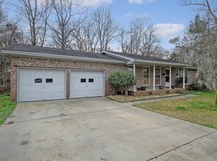 1127 Brookside Dr, Hanahan, SC 29410