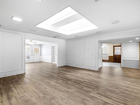 5th image of 4124 Camino Dr