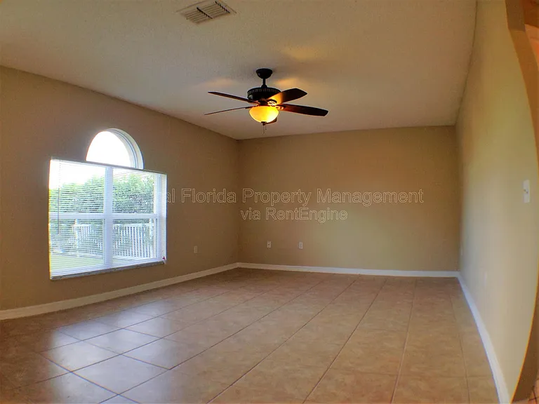 4437 Stonemeadow Dr — Photo 6