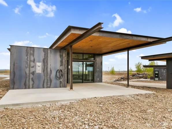 207 Vista Pointe Drive NW, Quincy, WA 98848