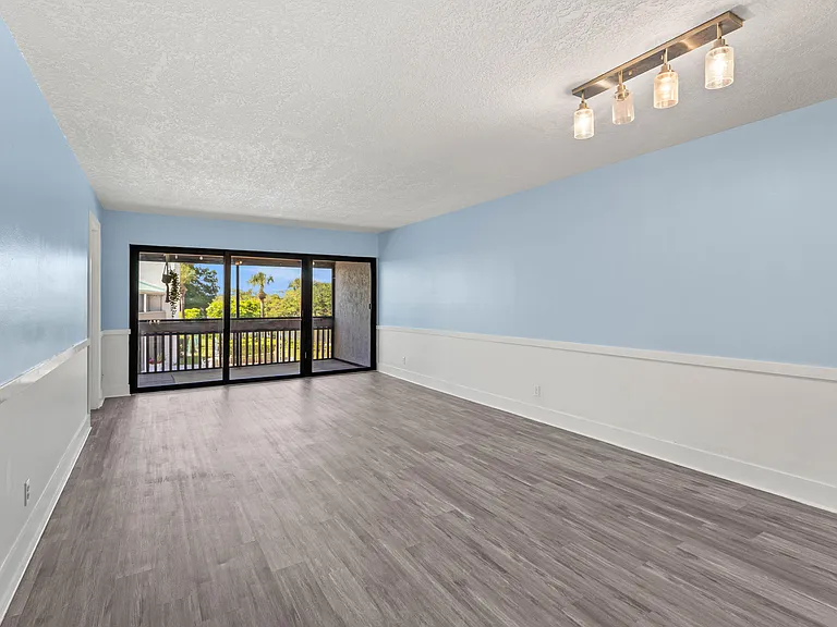 412 Southwind Dr #B2 — Photo 18