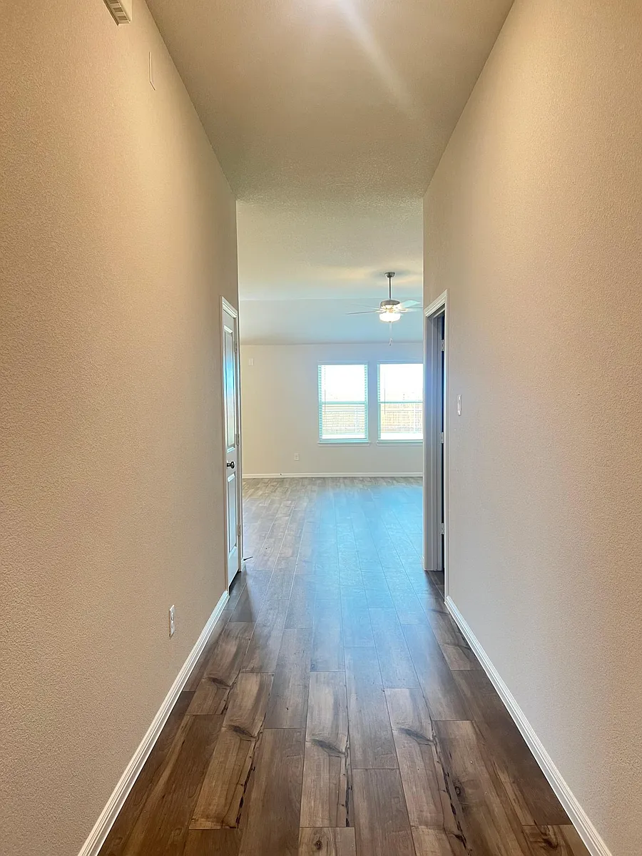 Building Photo - 5432 Agalinis Ave