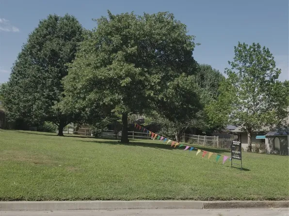 1709 Valley Rd, Sapulpa, OK 74066