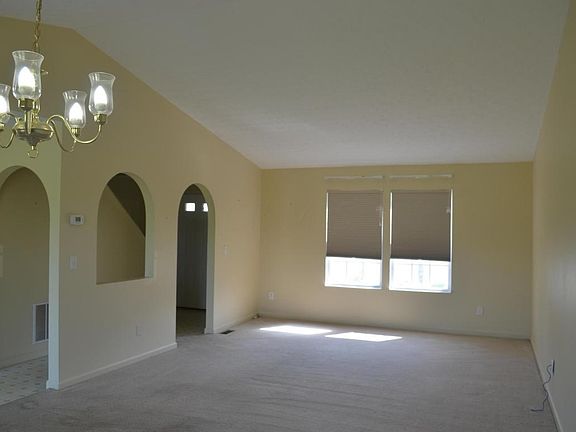 3rd image of 1825 Milridge Ct