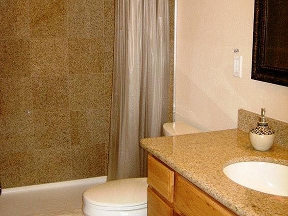 Master bath with shower